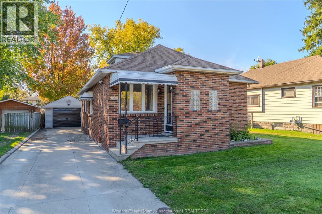 1601 South Cameron, Windsor, Ontario
