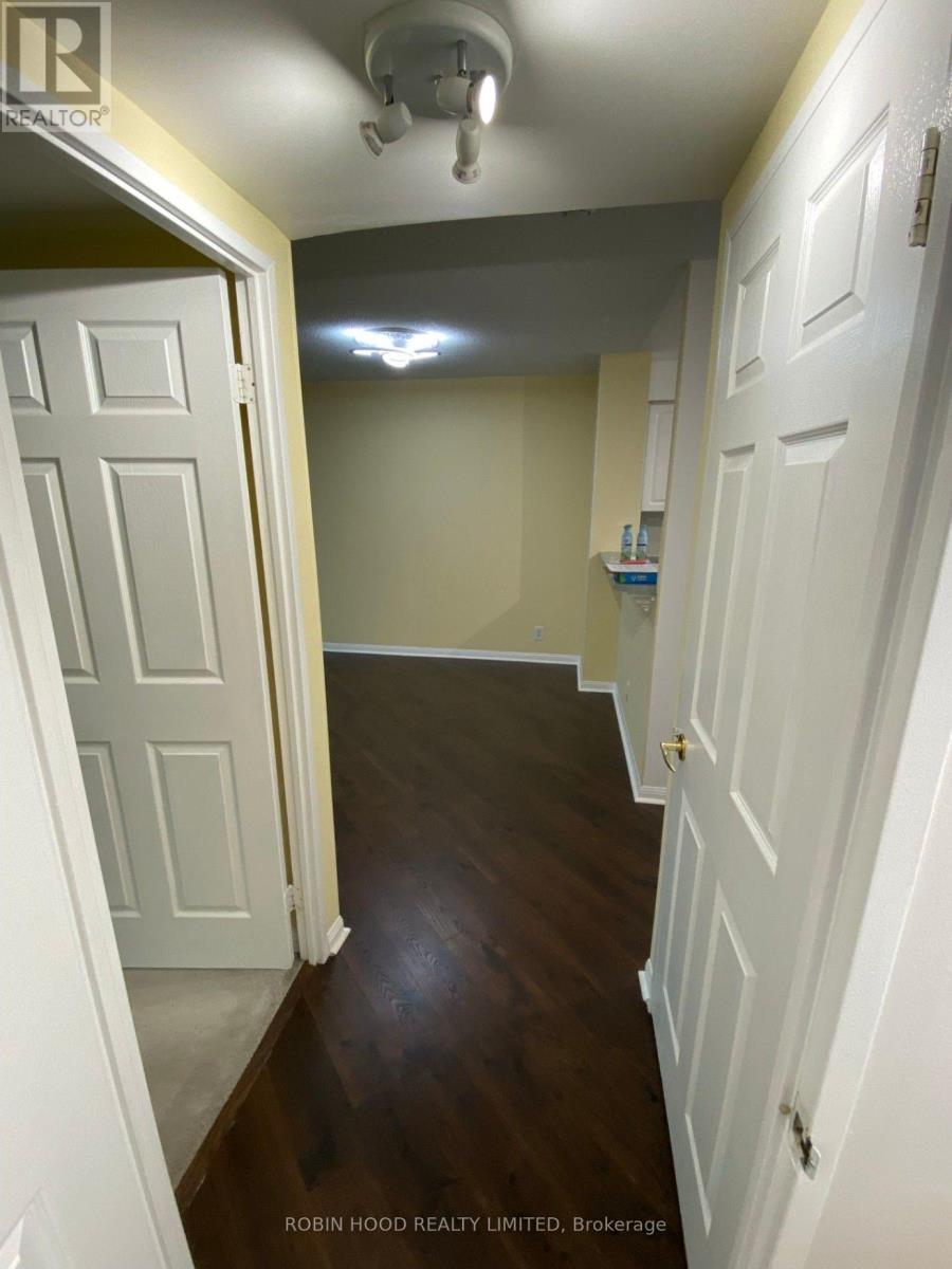 1805 - 11 Lee Centre Drive, Toronto, Ontario  M1H 3J5 - Photo 19 - E13884746