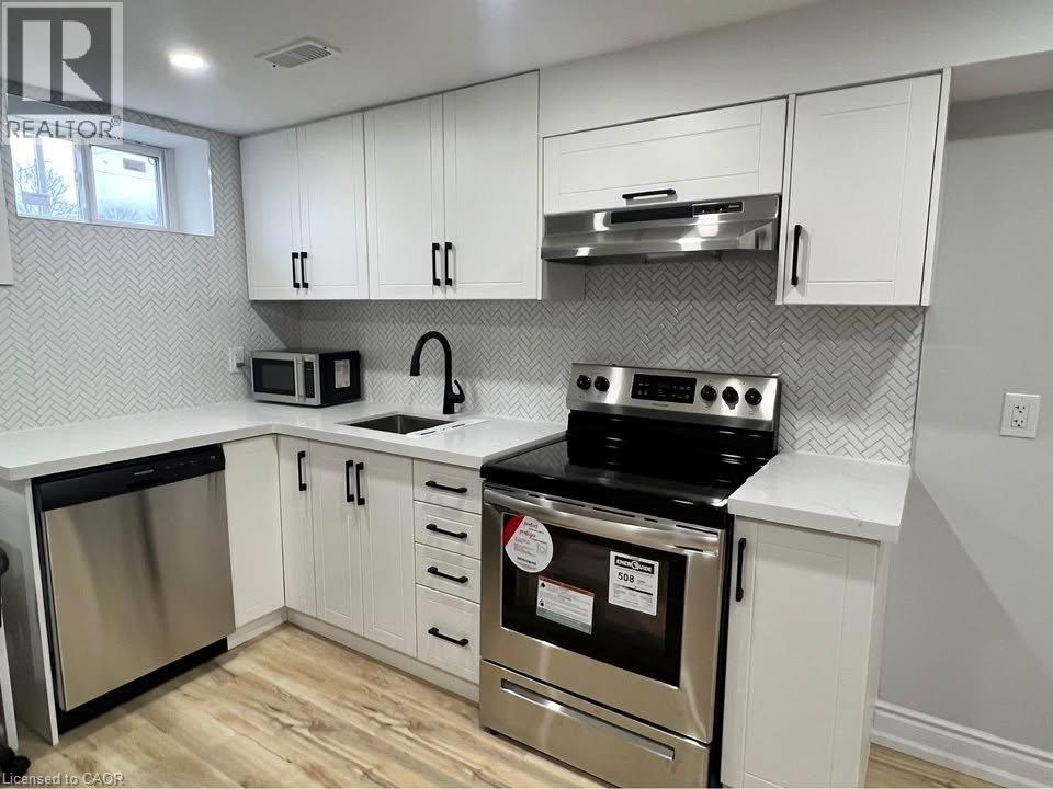 105 STEWART Avenue Unit# Lower, Cambridge, Ontario