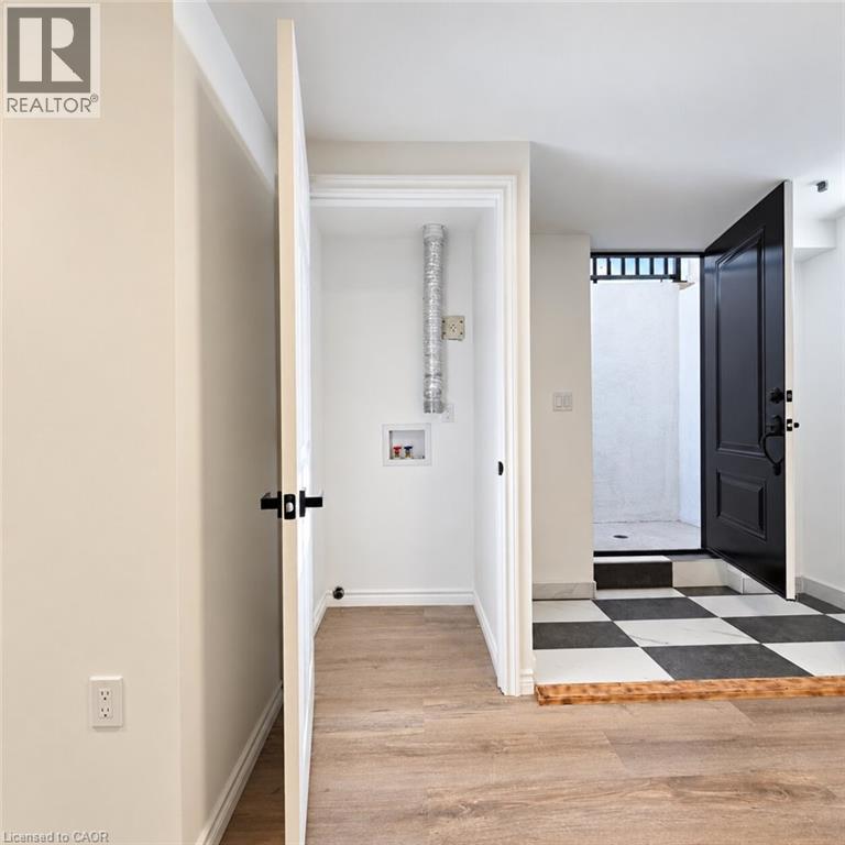69 Tupper Crescent Unit# Lower, Kitchener, Ontario  N2B 2Y1 - Photo 3 - 40872664