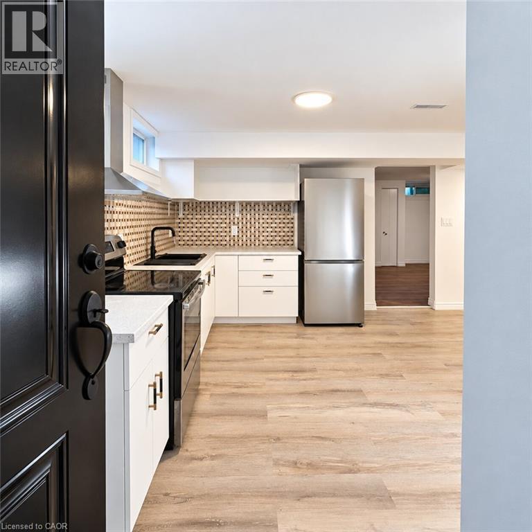 69 Tupper Crescent Unit# Lower, Kitchener, Ontario  N2B 2Y1 - Photo 4 - 40872664