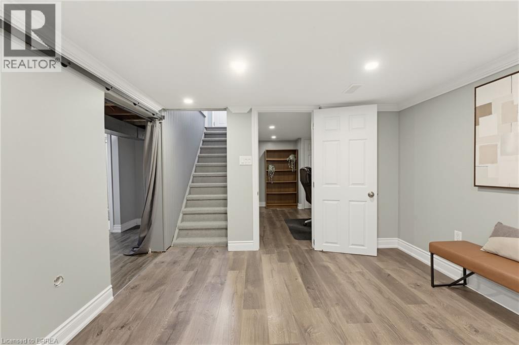 38 Varadi Avenue, Brantford, Ontario  N3R 3N3 - Photo 15 - 40873434