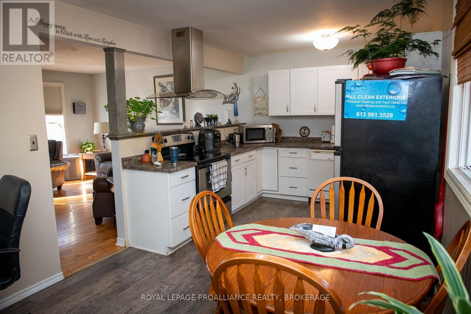 804 Clark Crescent, Kingston, Ontario  K7M 6J4 - Photo 4 - X14095642
