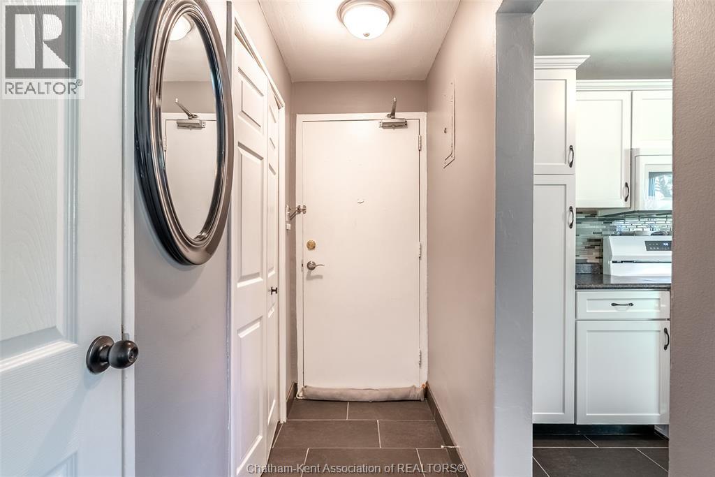 65 Baldoon Road Unit# 1, Chatham, Ontario  N7L 1E2 - Photo 3 - 26026172