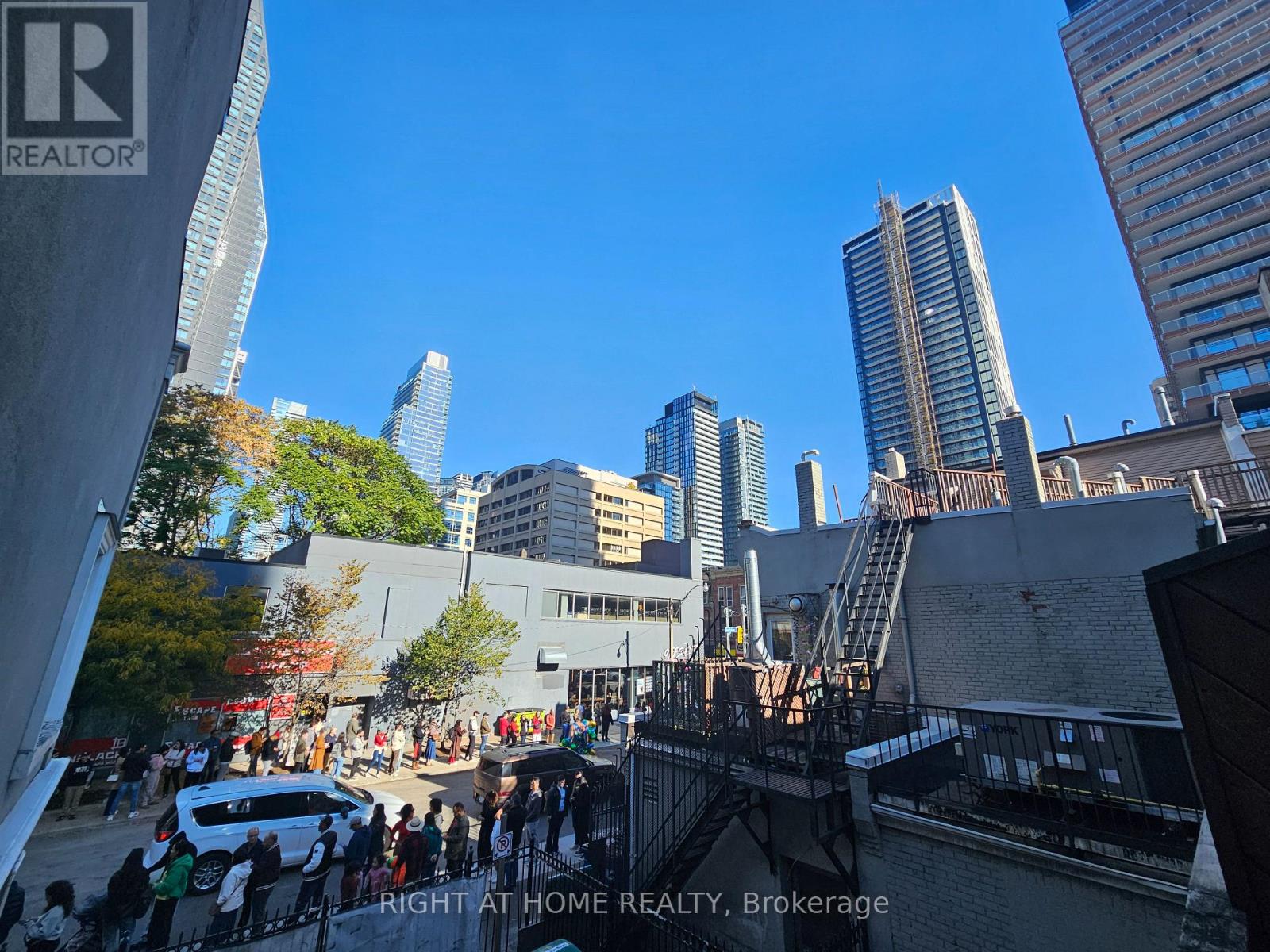 207 - 524 Yonge Street, Toronto, Ontario  M4Y 1X9 - Photo 28 - C14115610