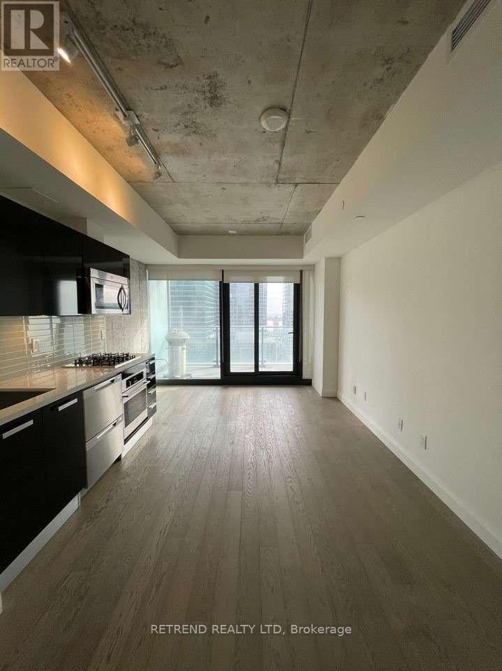2005 - 224 King Street W, Toronto, Ontario  M5H 0A6 - Photo 3 - C14115614