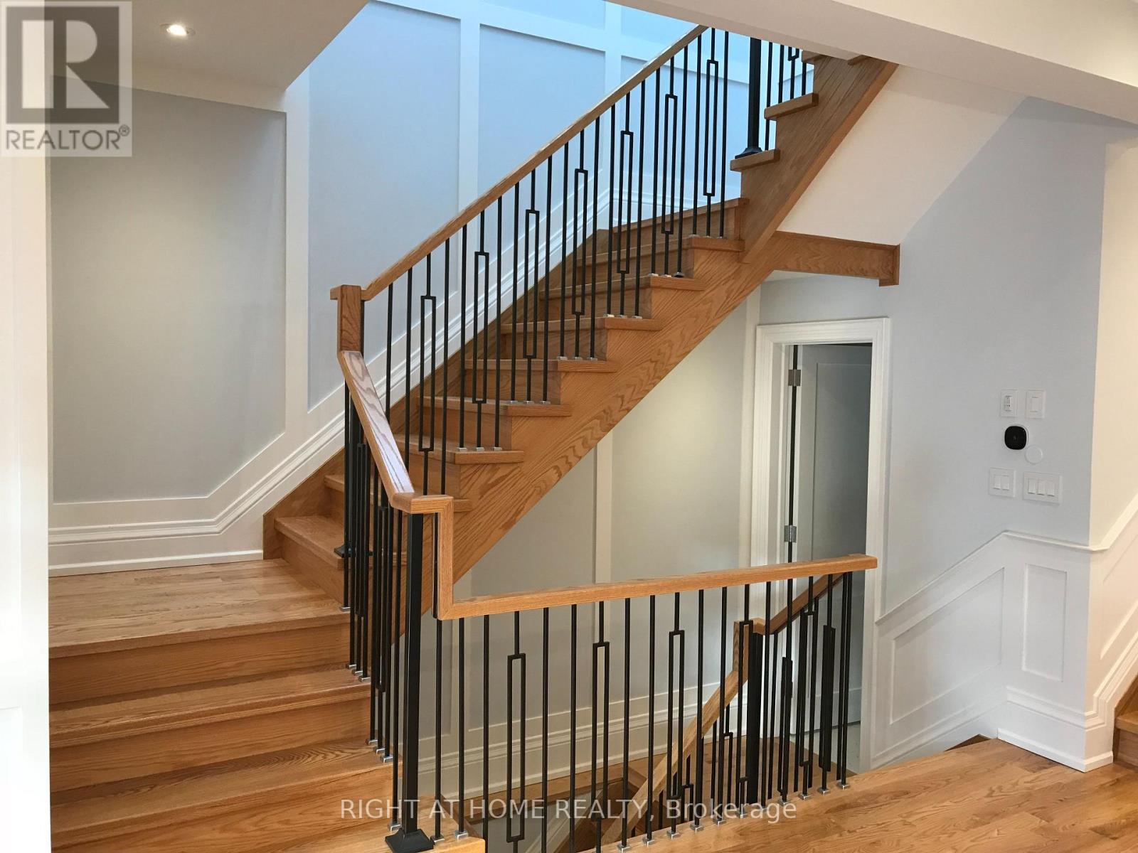 152 Randolph Road, Toronto, Ontario  M4G 3S4 - Photo 11 - C14115698