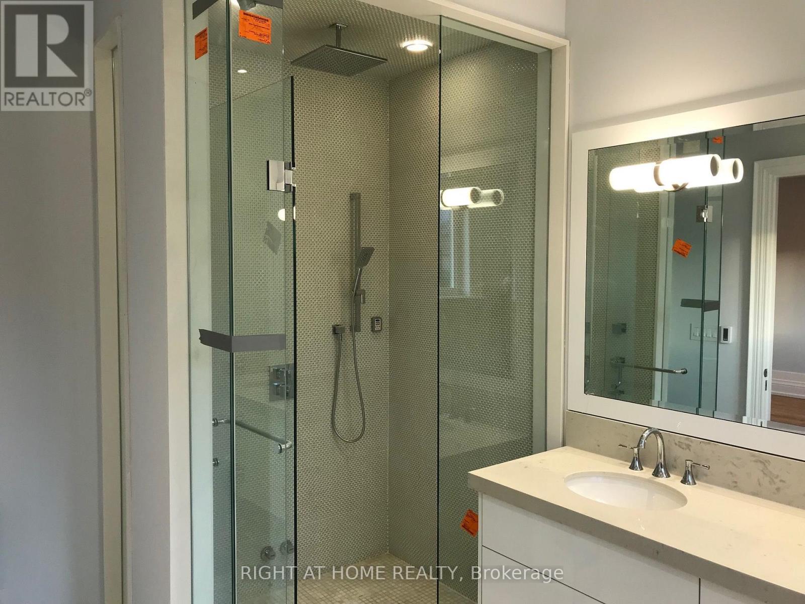 152 Randolph Road, Toronto, Ontario  M4G 3S4 - Photo 13 - C14115698