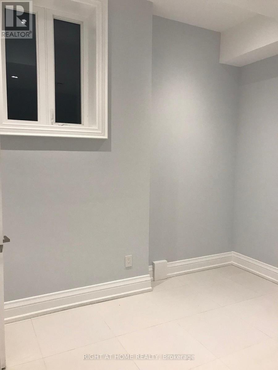 152 Randolph Road, Toronto, Ontario  M4G 3S4 - Photo 21 - C14115698