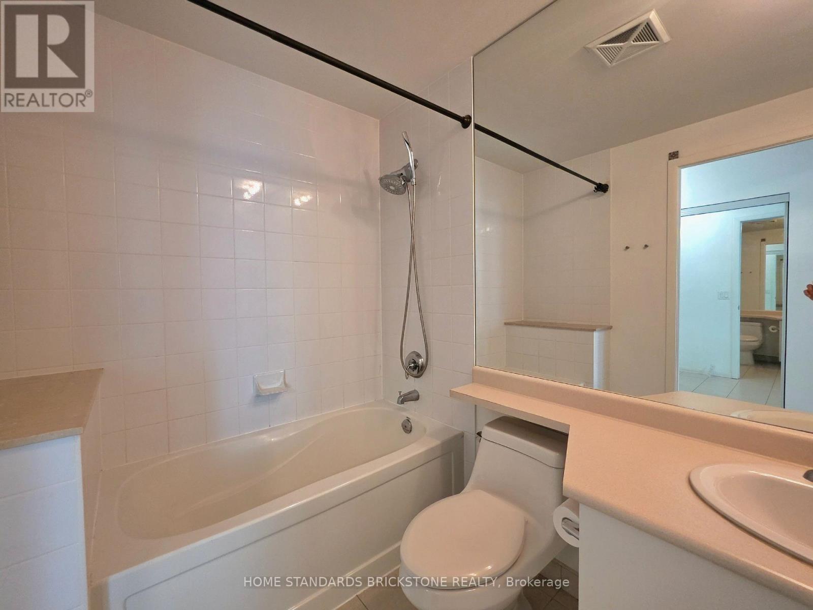 2708 - 215 Fort York Boulevard, Toronto, Ontario  M5V 4A2 - Photo 15 - C14115700