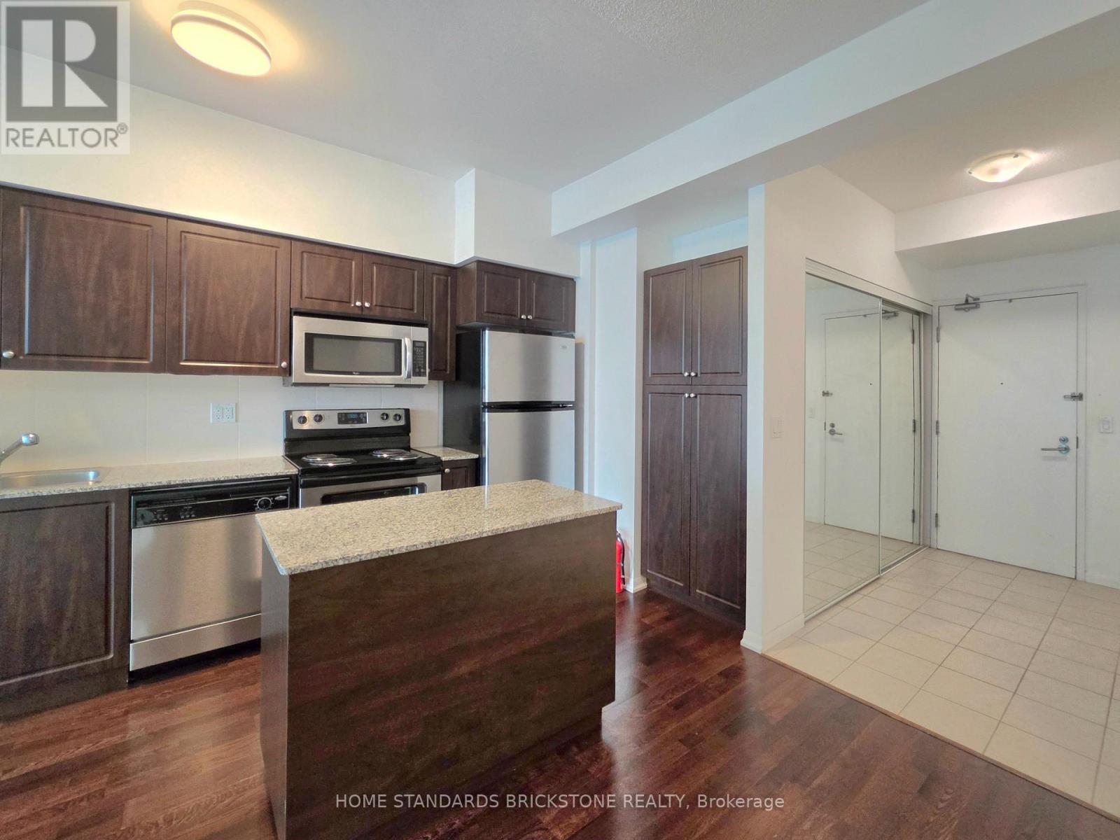 2708 - 215 Fort York Boulevard, Toronto, Ontario  M5V 4A2 - Photo 3 - C14115700