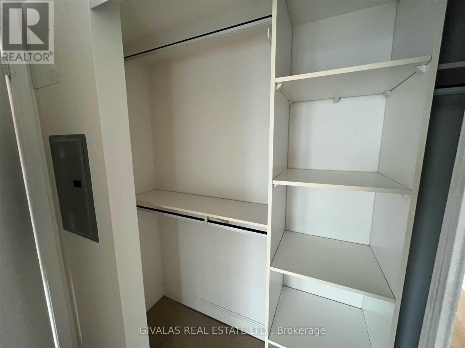 2412 - 2181 Yonge Street, Toronto, Ontario  M4S 3H7 - Photo 10 - C14115732