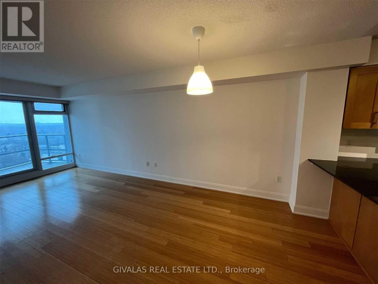 2412 - 2181 Yonge Street, Toronto, Ontario  M4S 3H7 - Photo 3 - C14115732