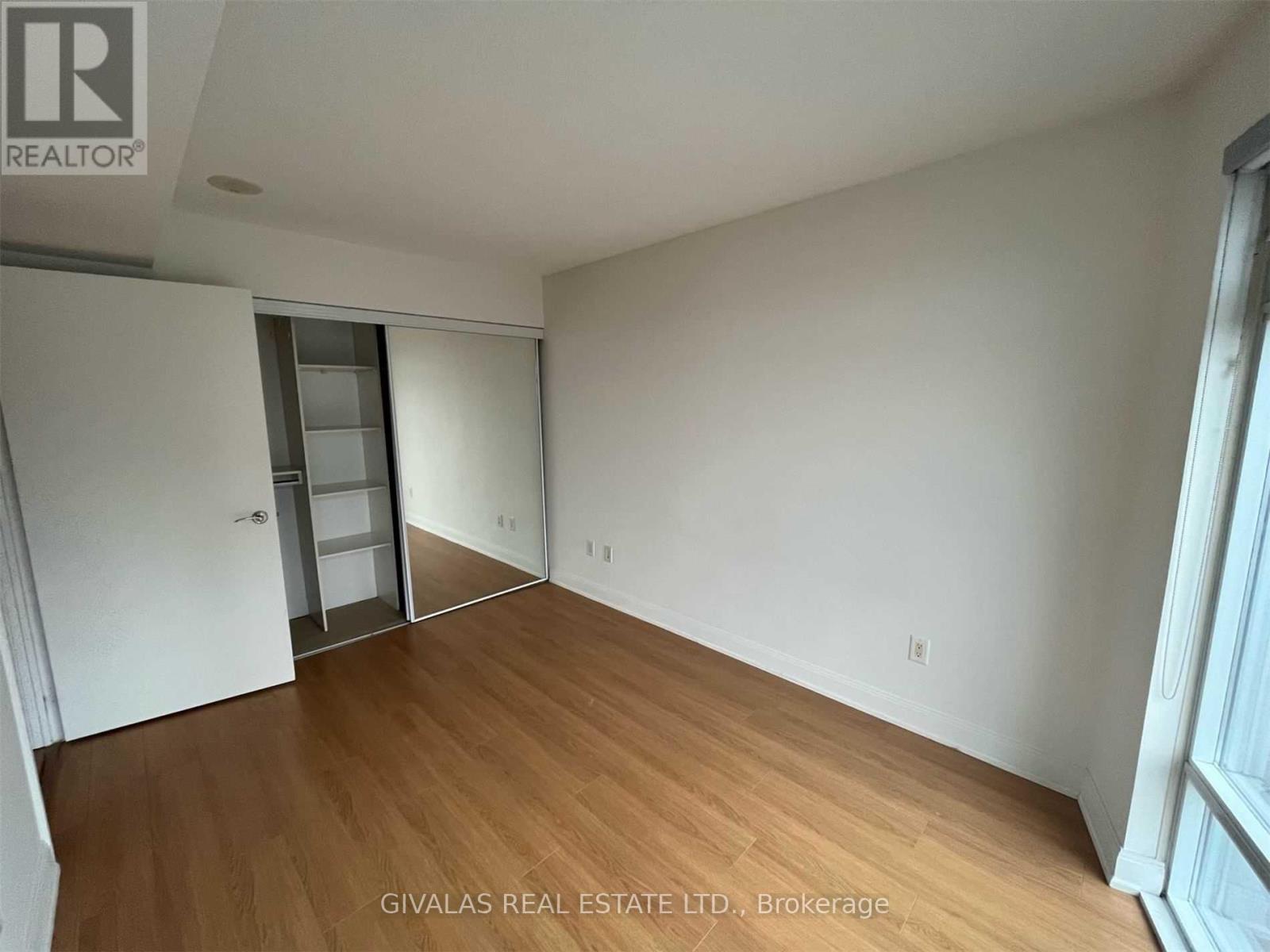 2412 - 2181 Yonge Street, Toronto, Ontario  M4S 3H7 - Photo 9 - C14115732