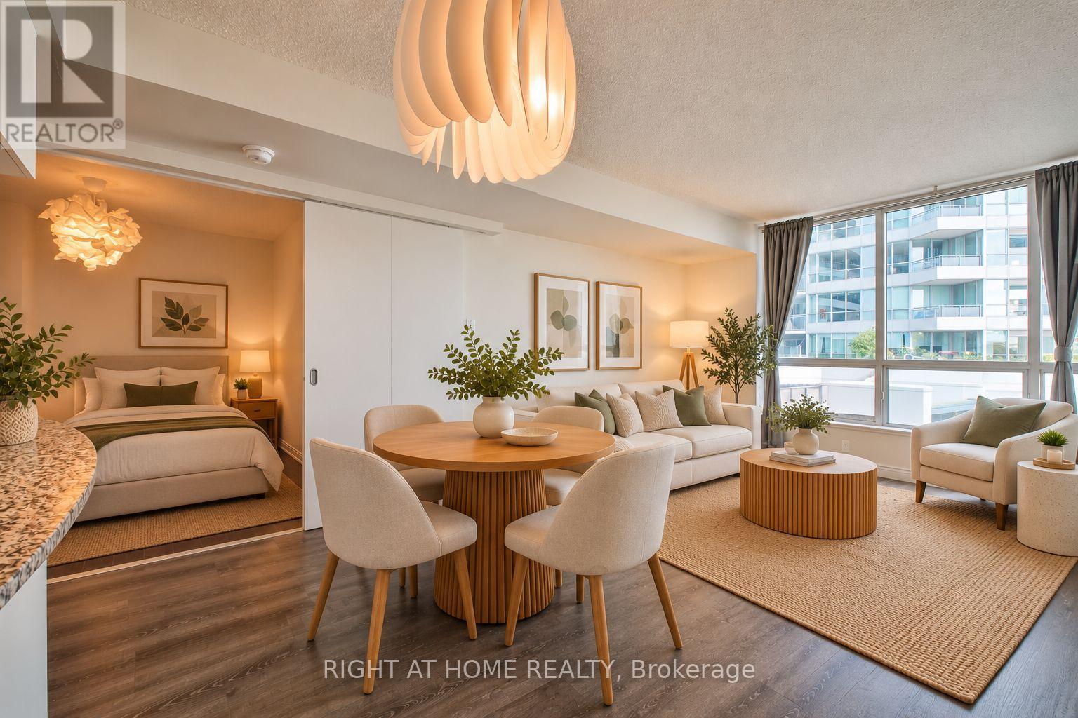 222 - 230 Queens Quay W, Toronto, Ontario  M5J 2Y7 - Photo 2 - C14115756