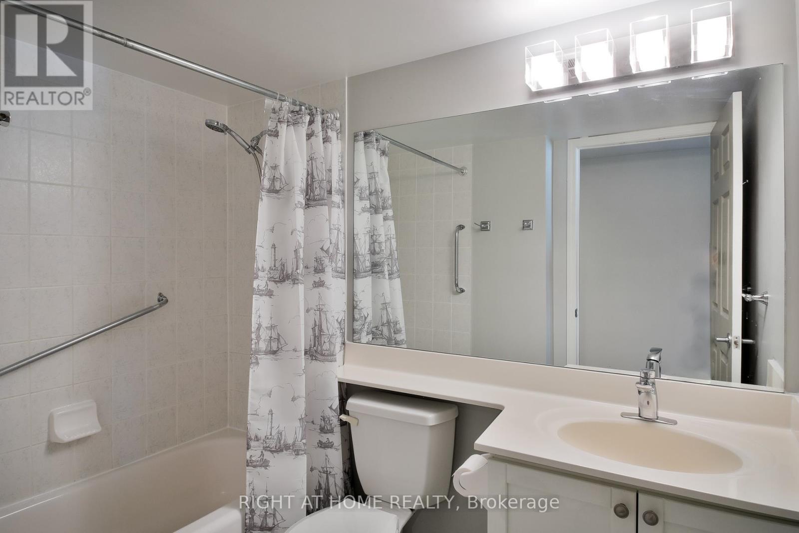 222 - 230 Queens Quay W, Toronto, Ontario  M5J 2Y7 - Photo 27 - C14115756