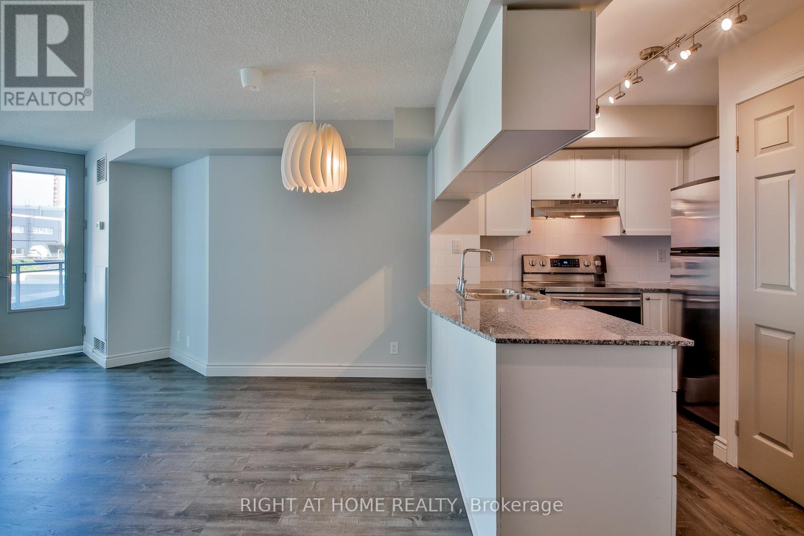 222 - 230 Queens Quay W, Toronto, Ontario  M5J 2Y7 - Photo 36 - C14115756
