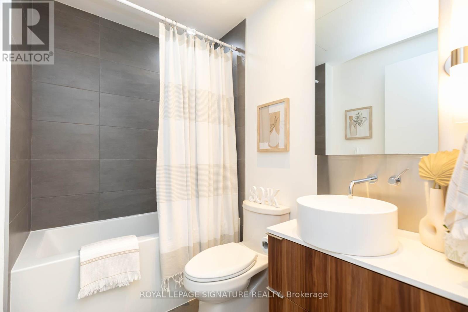2805 - 185 Roehampton Avenue, Toronto, Ontario  M4P 0C6 - Photo 15 - C14115806