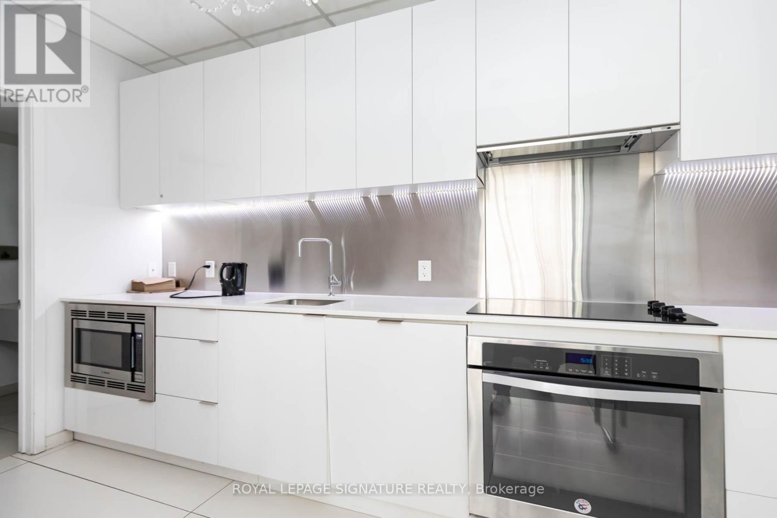 2805 - 185 Roehampton Avenue, Toronto, Ontario  M4P 0C6 - Photo 23 - C14115806