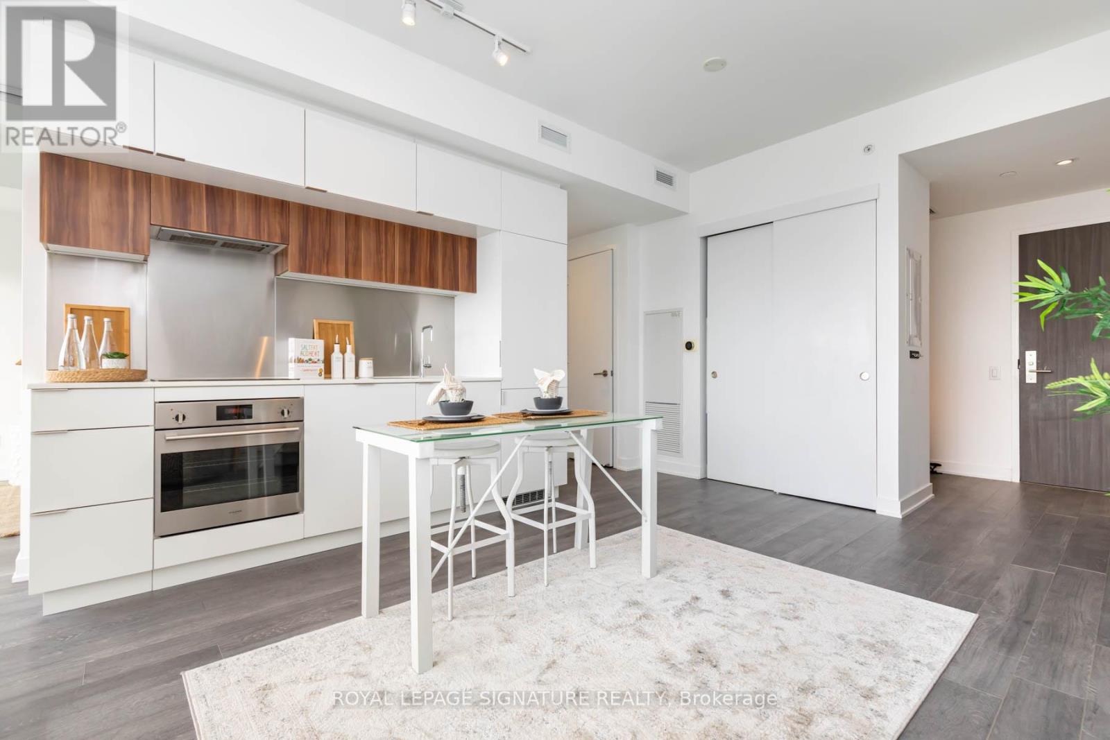 2805 - 185 Roehampton Avenue, Toronto, Ontario  M4P 0C6 - Photo 5 - C14115806