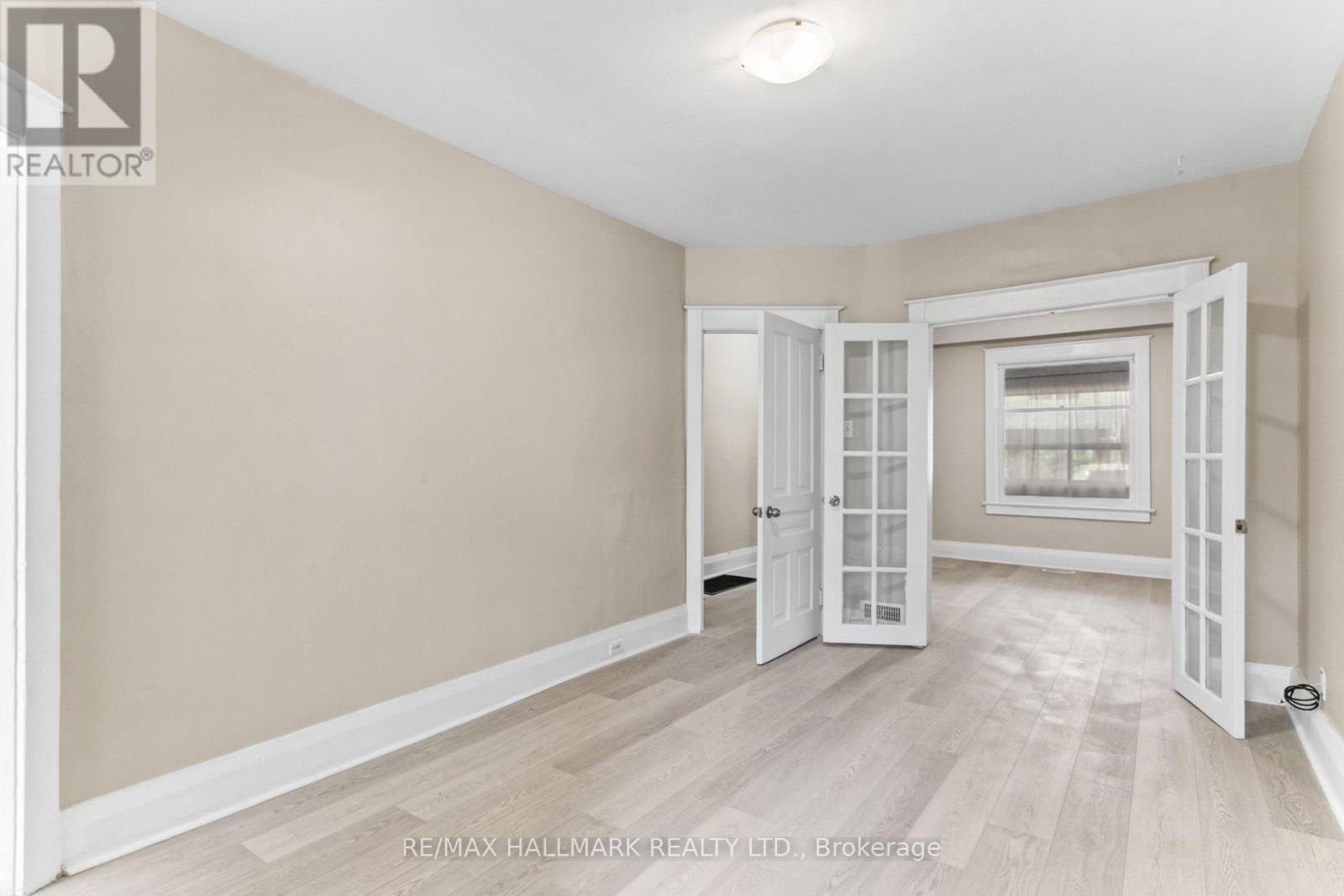20 Kelvin Avenue, Toronto, Ontario  M4C 5C8 - Photo 10 - E14115734