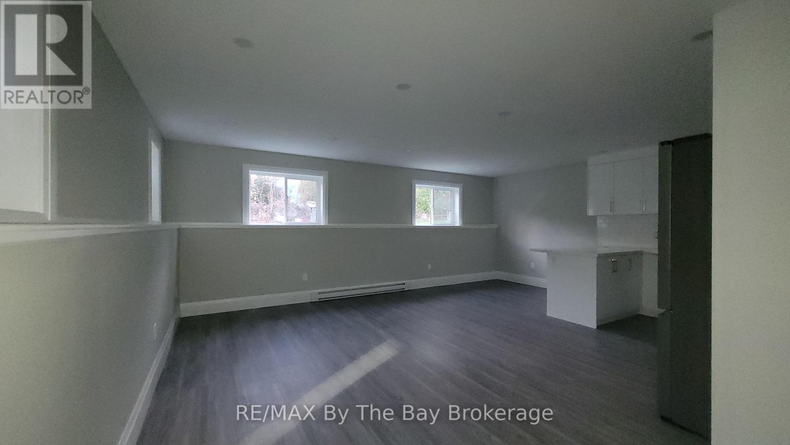 #1 - 436 5th Avenue, Tay (Port Mcnicoll), Ontario  L0K 1R0 - Photo 5 - S14115708