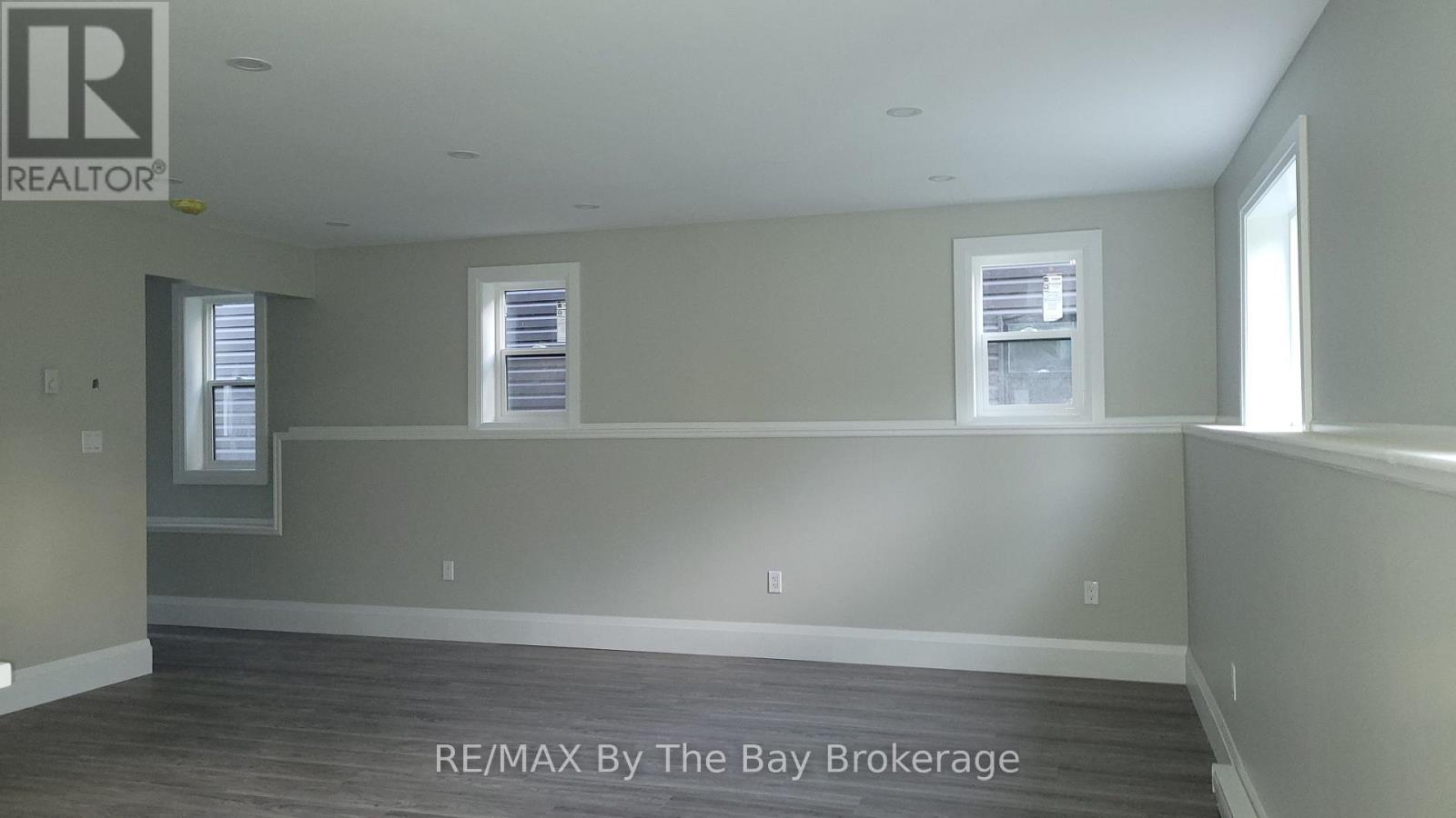 #1 - 436 5th Avenue, Tay (Port Mcnicoll), Ontario  L0K 1R0 - Photo 7 - S14115708