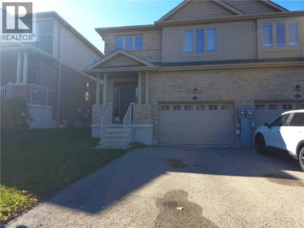 423 Avens Street, Waterloo, Ontario  N2V 0B5 - Photo 1 - 40873858