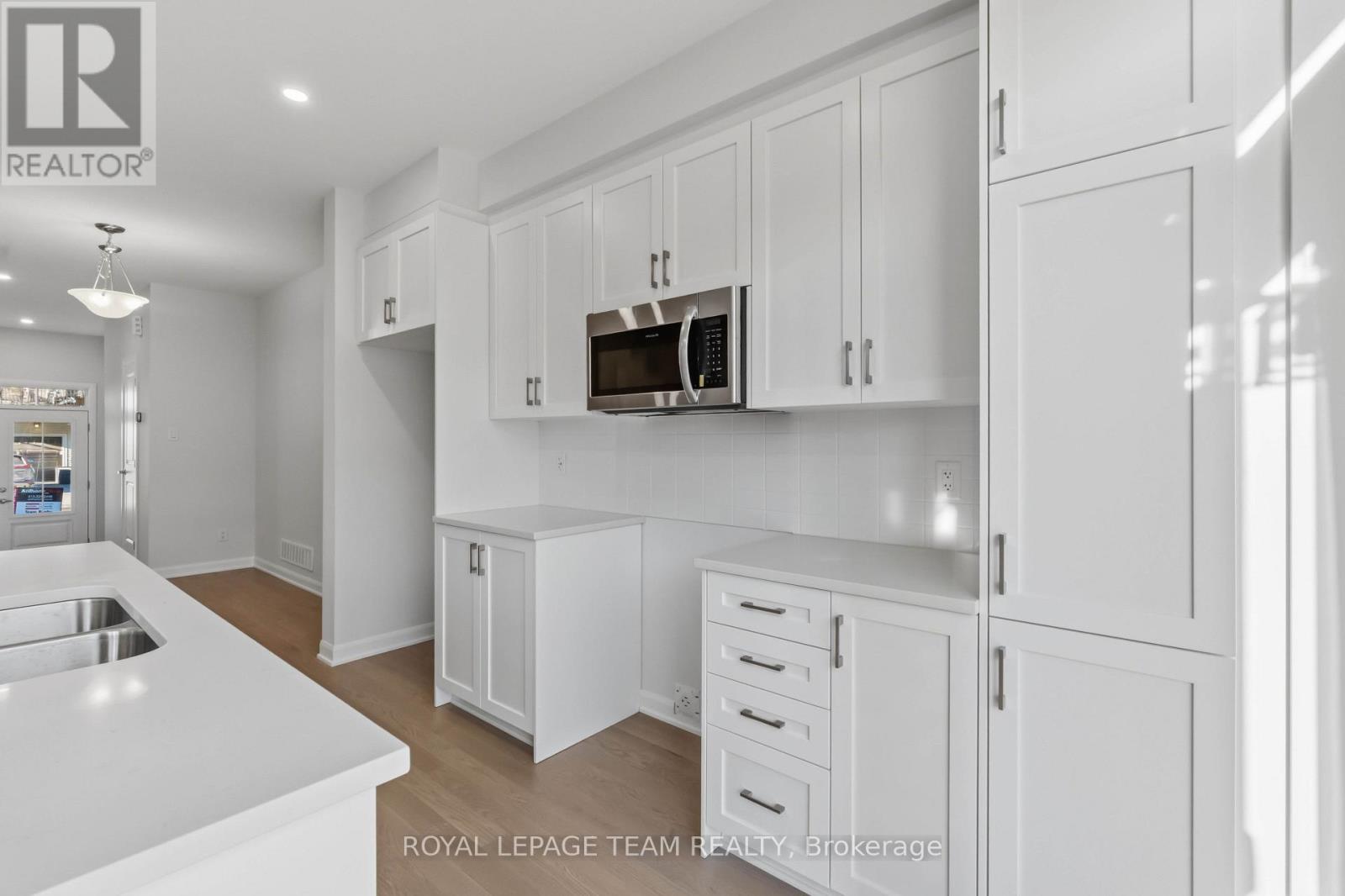 831 Fairline Row, Ottawa, Ontario  K2V 0V8 - Photo 19 - X12854668
