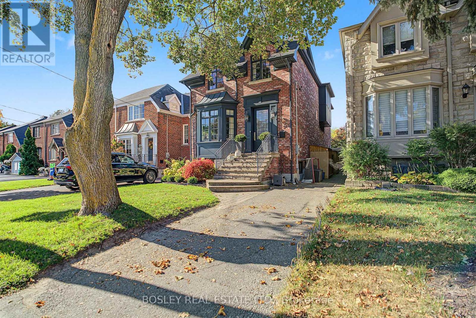 34 Glenbrae Avenue, Toronto, Ontario  M4G 3R5 - Photo 2 - C14115812