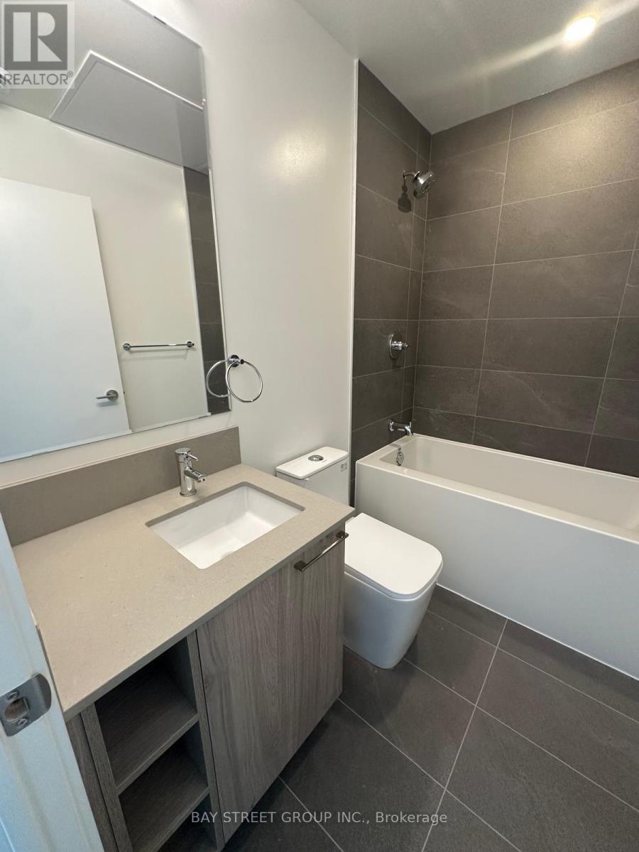 616 - 1381 Lakeshore Road E, Mississauga, Ontario  L5E 1G6 - Photo 15 - W14115672