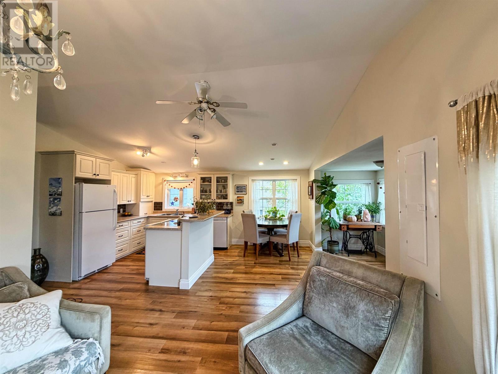 381 Chestnut Avenue, Summerside, Prince Edward Island  C1N 2E8 - Photo 8 - 202626619