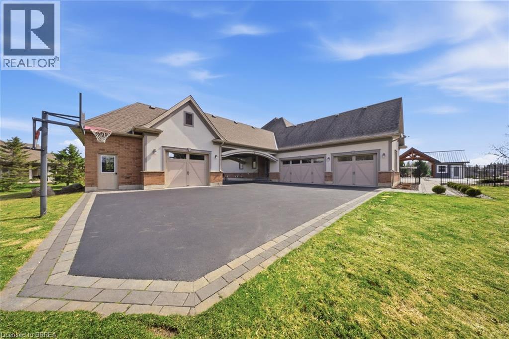 29 Wallace Court, Brantford, Ontario  N3T 5L7 - Photo 2 - 40869588