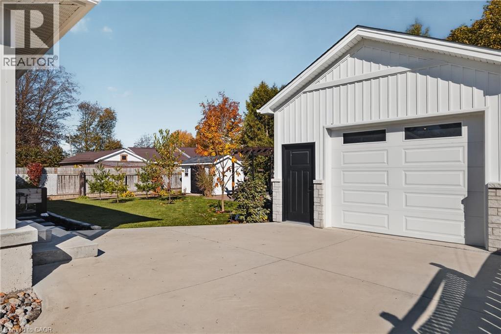 635 King Street, Palmerston, Ontario  N0G 2P0 - Photo 33 - 40873814