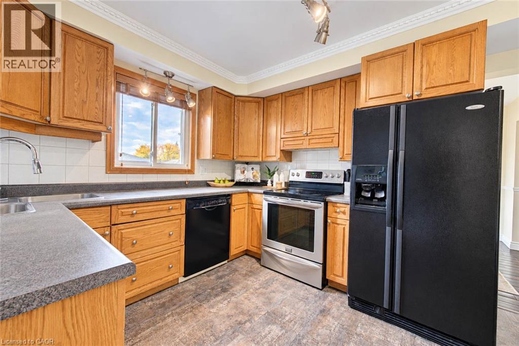 63 Winding Way, Kitchener, Ontario  N2N 1M4 - Photo 15 - 40871921