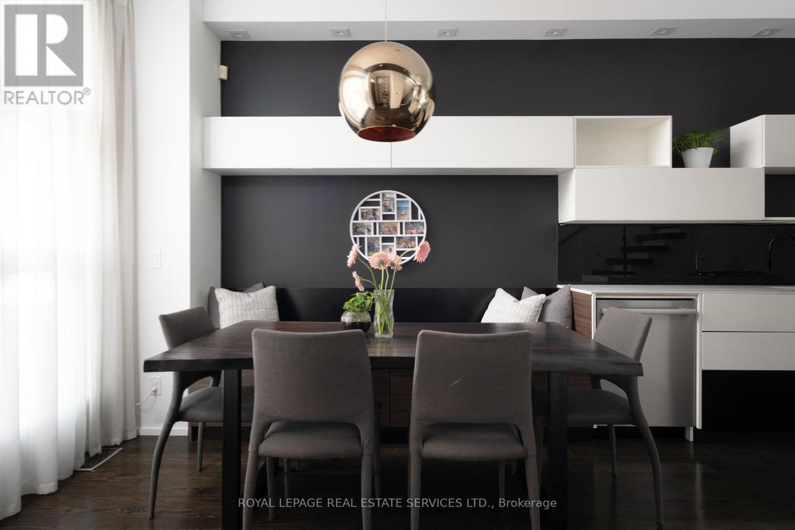 243 Claremont Street, Toronto, Ontario  M6J 2N1 - Photo 2 - C14115830