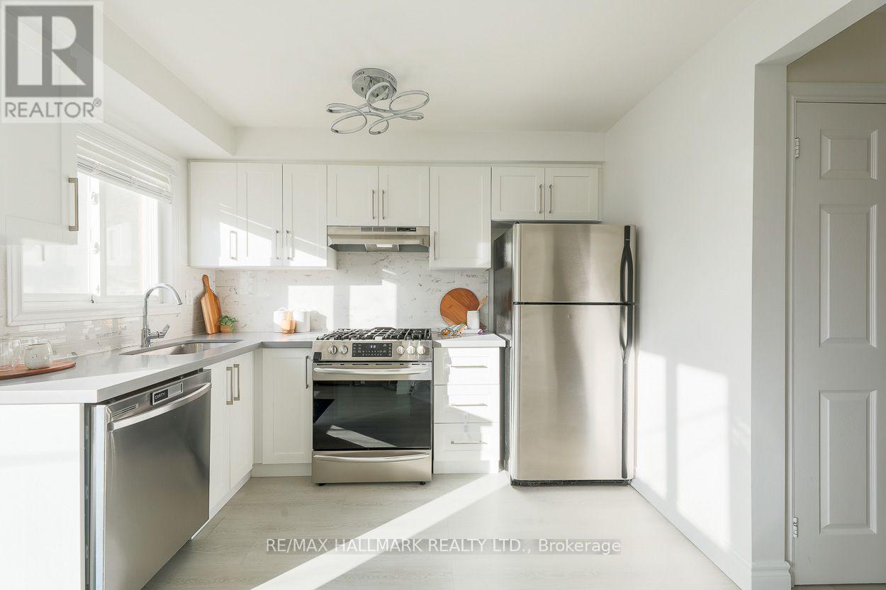 77a Badgerow Avenue, Toronto, Ontario  M4M 1V5 - Photo 14 - E14115822