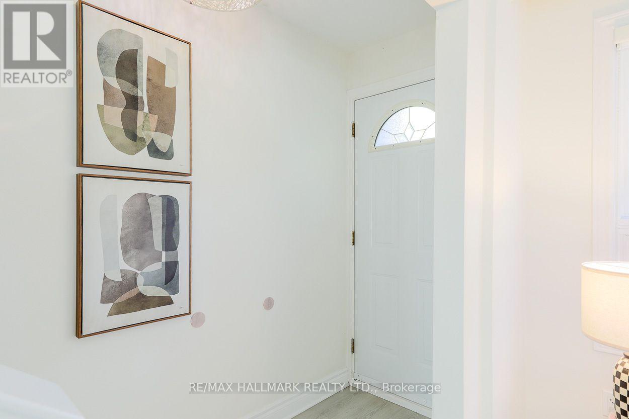 77a Badgerow Avenue, Toronto, Ontario  M4M 1V5 - Photo 2 - E14115822