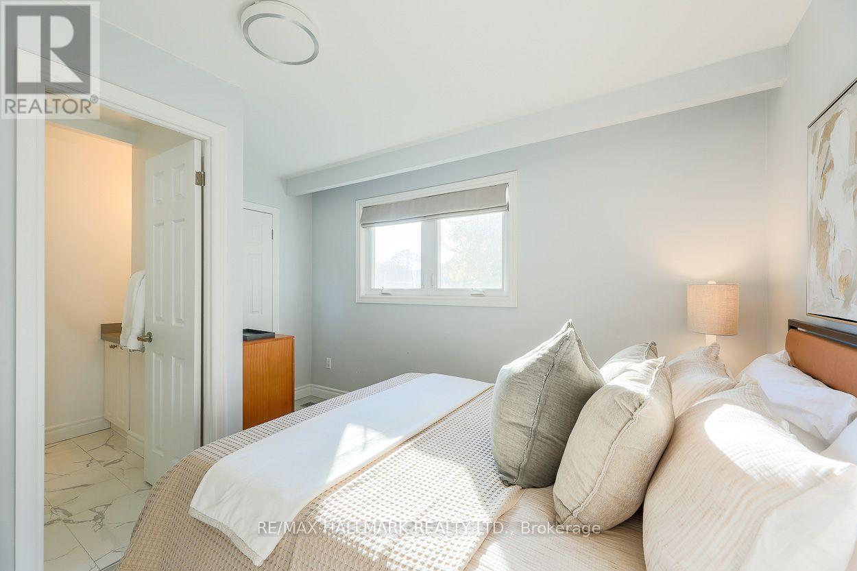77a Badgerow Avenue, Toronto, Ontario  M4M 1V5 - Photo 20 - E14115822