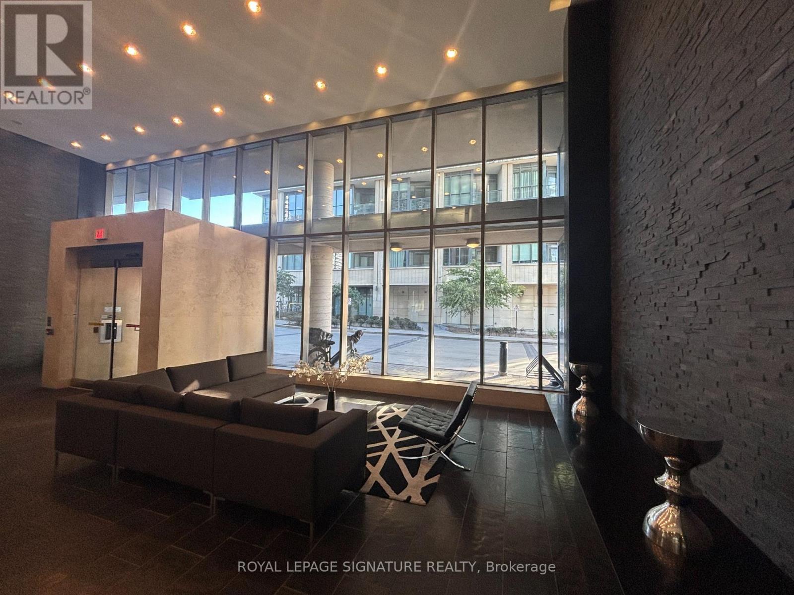 919 - 55 East Liberty Street, Toronto, Ontario  M6K 3P9 - Photo 17 - C14115862