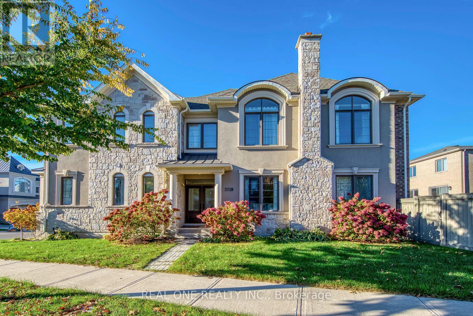 3328 Vardon Way, Oakville, Ontario  L6M 5K9 - Photo 2 - W14115864