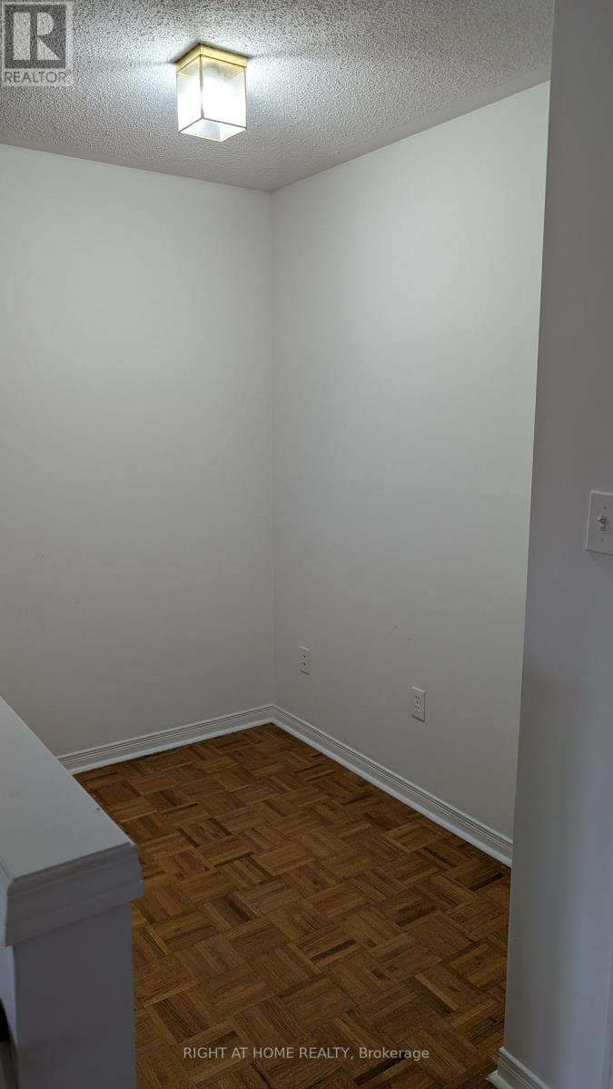 24 - 770 Othello Court, Mississauga, Ontario  L5W 1Y2 - Photo 11 - W14115892