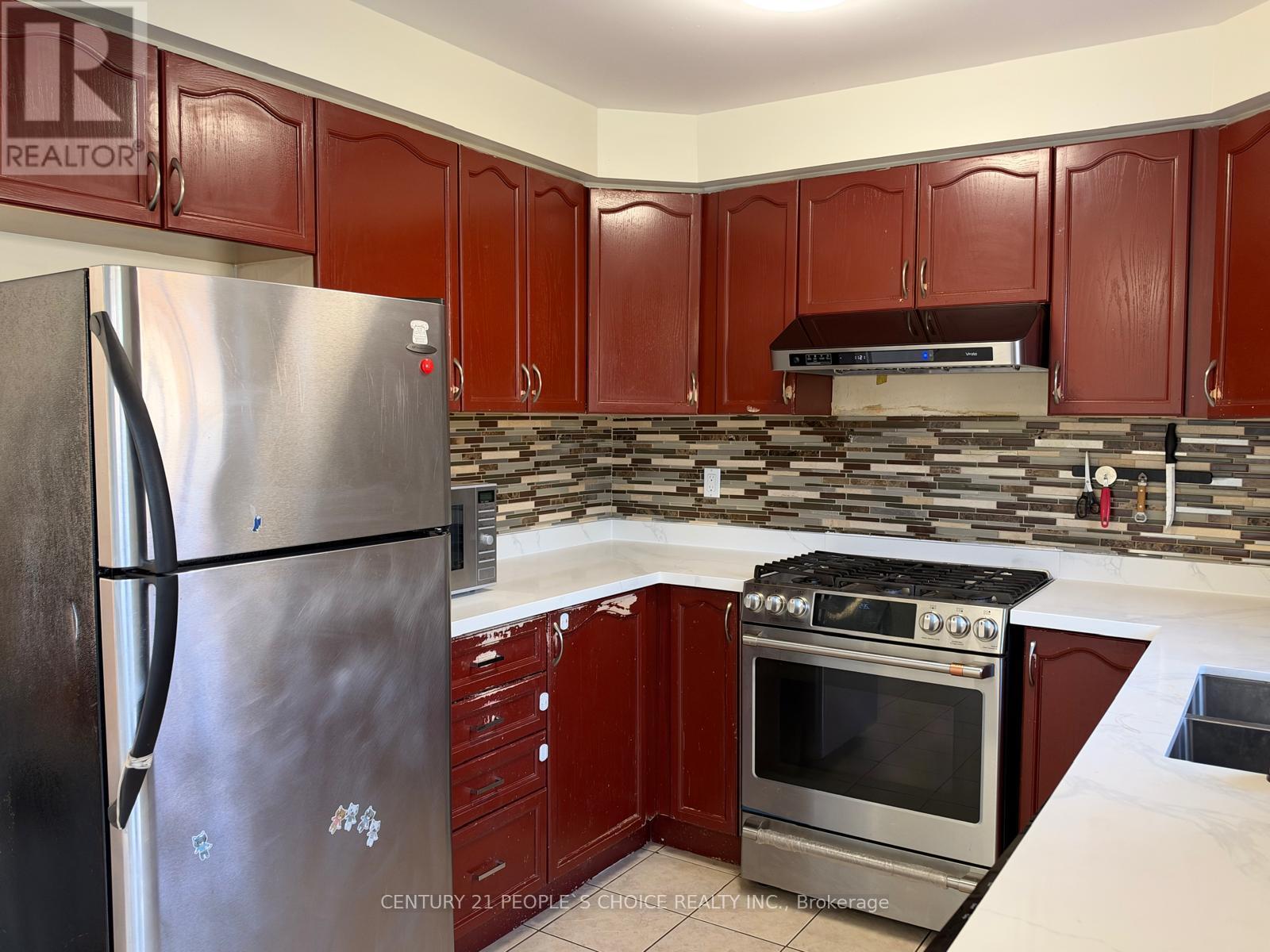 17 Corvette Court, Brampton, Ontario  L7A 2H7 - Photo 14 - W14094582