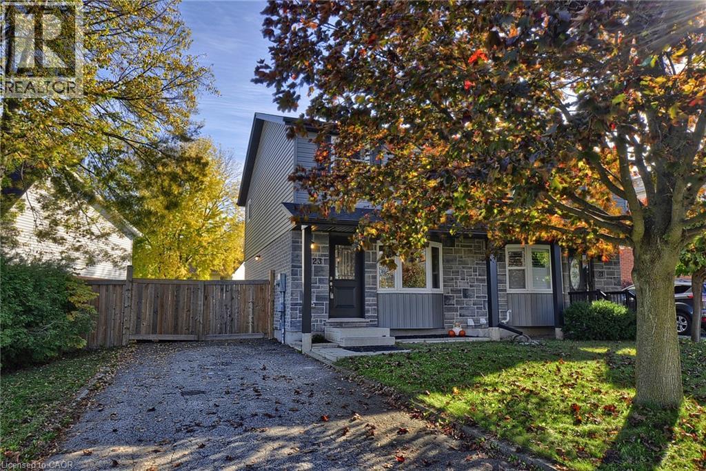Semi-detached for sale at 23 Sacha Road, Silverheights, Cambridge, Ontario, photo 2