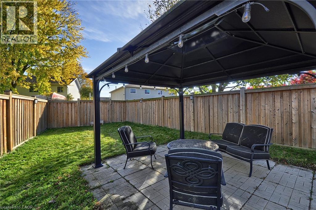 Semi-detached for sale at 23 Sacha Road, Silverheights, Cambridge, Ontario, photo 29