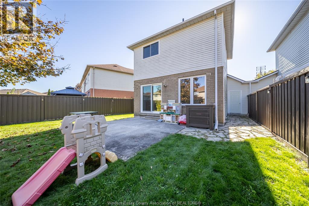 1016 Peach Blossom Crescent, Windsor, Ontario  N9G 2R5 - Photo 19 - 26025838