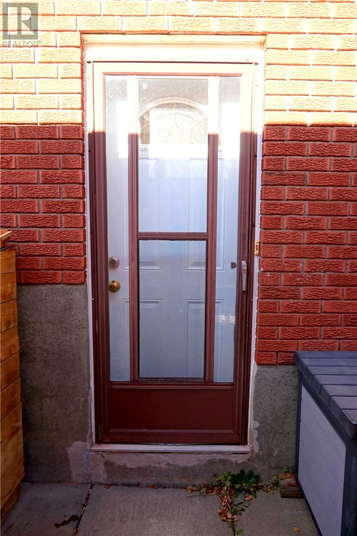 1063 Beaumont Avenue, Greater Sudbury, Ontario P3A 3G7 - Photo 29 - 2130879