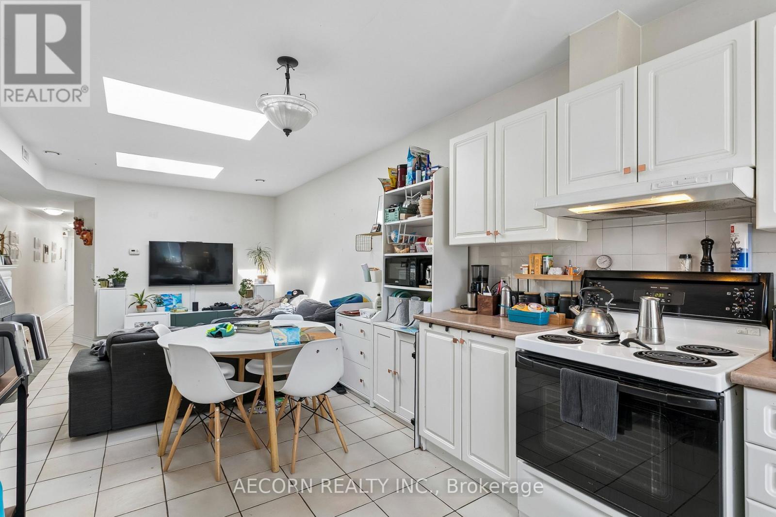 2035-2039 Danforth Avenue, Toronto, Ontario  M4C 1J8 - Photo 40 - E13886194