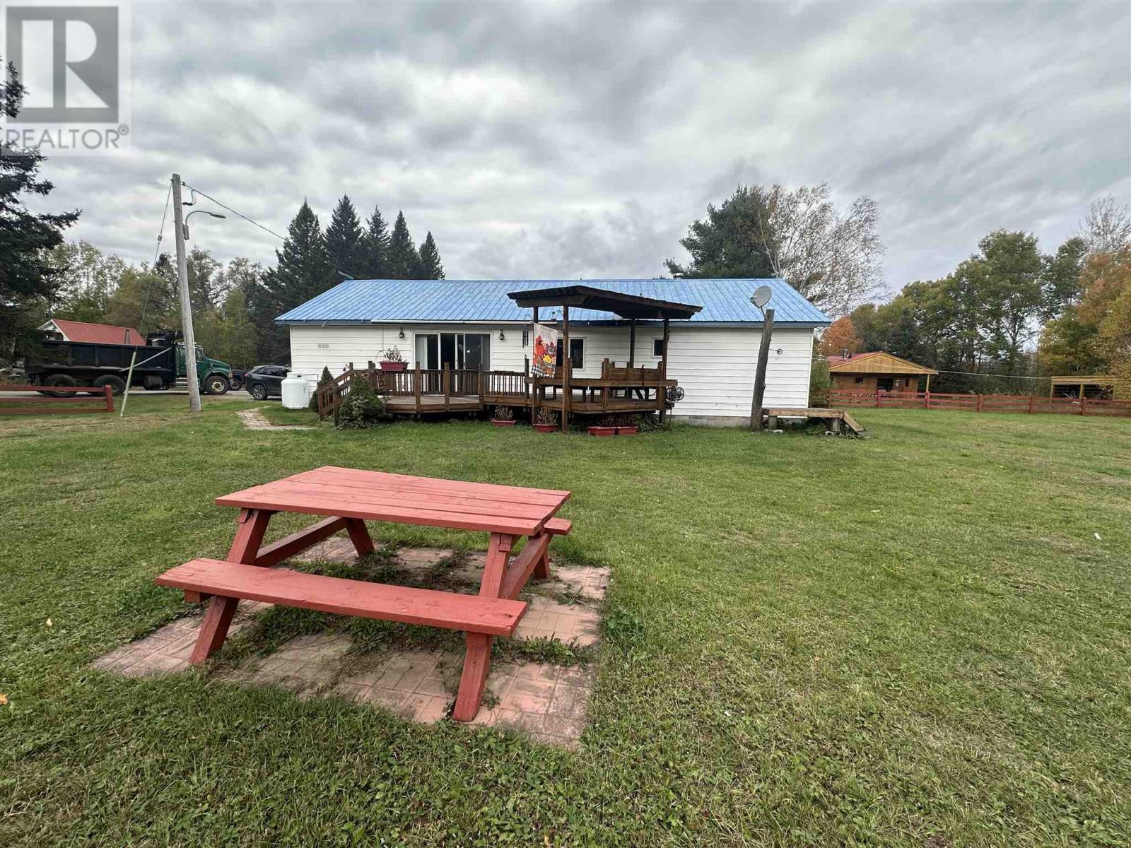 16 Ski Hill Rd, Searchmont, Ontario P0S 1J0 - Photo 3 - SM262839