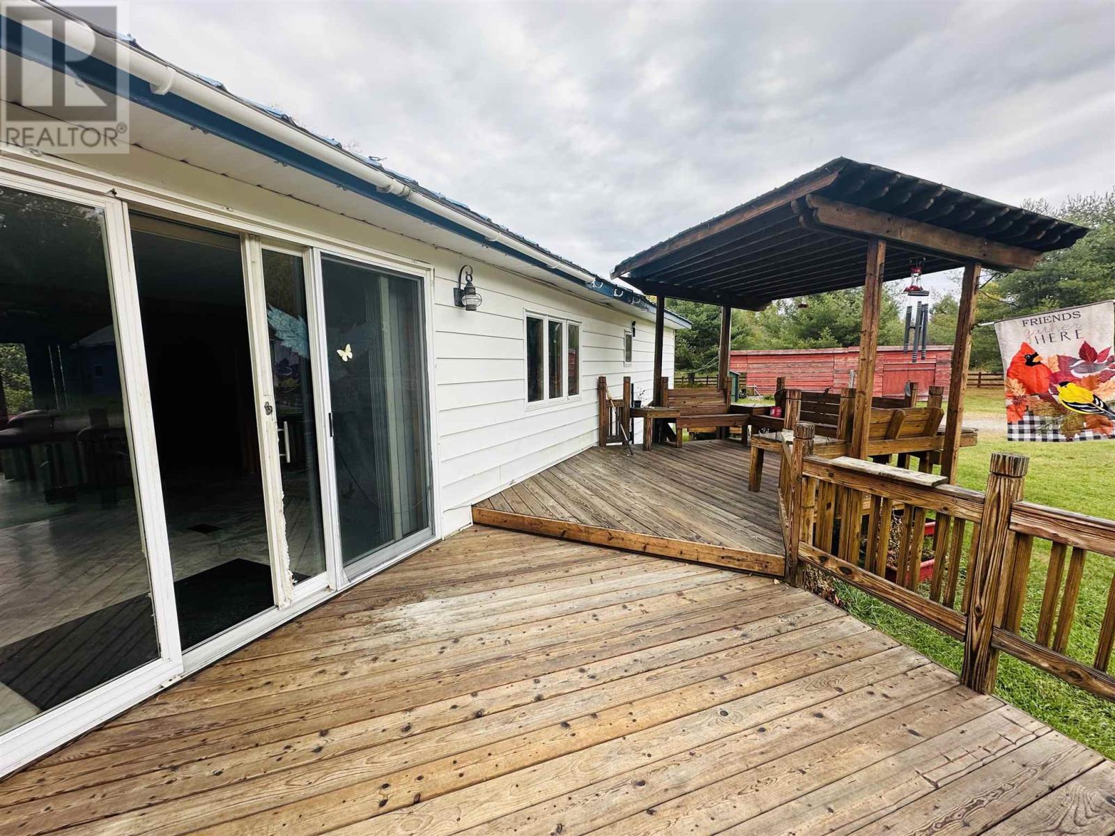 16 Ski Hill Rd, Searchmont, Ontario P0S 1J0 - Photo 5 - SM262839